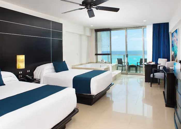 Seadust Cancun Beach Resort